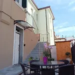 Arcobaleno Mestre-venezia 게스트하우스 3*